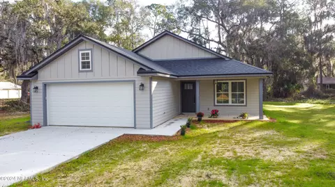 8643 Ridge Rd, Melrose, FL 32666
