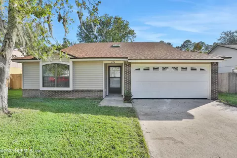 474 Moby Dick Dr S, Jacksonville, FL 32218