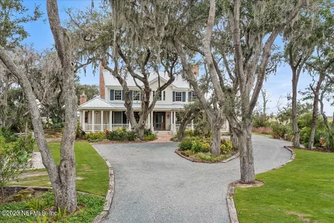 2020 Seagate Ave, Neptune Beach, FL 32266