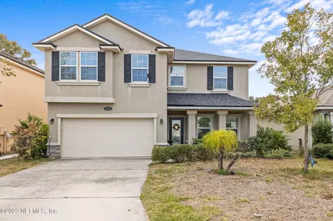 2690 Salt Lake Dr, Jacksonville, FL 32211