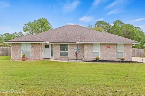 3177 Peppertree Dr, Middleburg, FL 32068