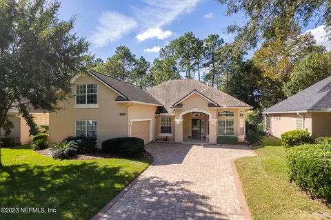10064 Heather Lake Ct W, Jacksonville, FL 32256