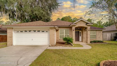 2915 Napa Valley Ct, Jacksonville, FL 32221