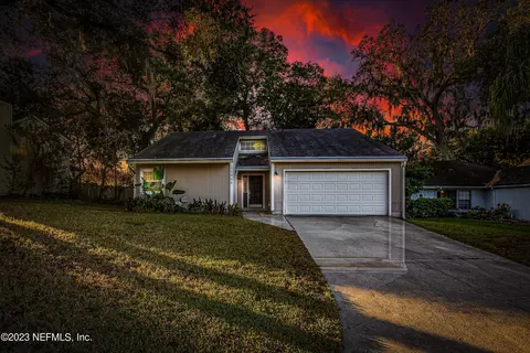 11466 Sweet Cherry Ln S, Jacksonville, FL 32225