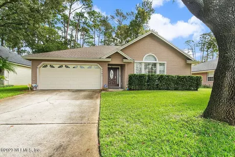 3781 Sanctuary Way N, Jacksonville Beach, FL 32250