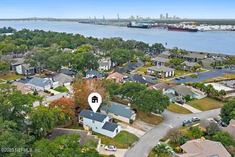 3607 Bridgewood Dr, Jacksonville, FL 32277