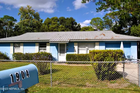 1904 Eagle St, Palatka, FL 32177