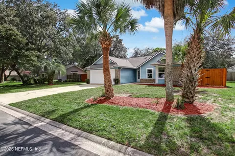 2132 Inverness Rd, Fernandina Beach, FL 32034