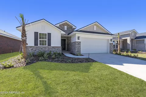 3085 Laurel Springs Dr, Green Cove Springs, FL 32043