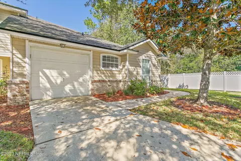 400 N Steel Bridge Rd #4, Saint Johns, FL 32259