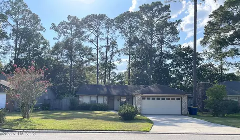 2872 Sandy Beach Ln, Jacksonville, FL 32277