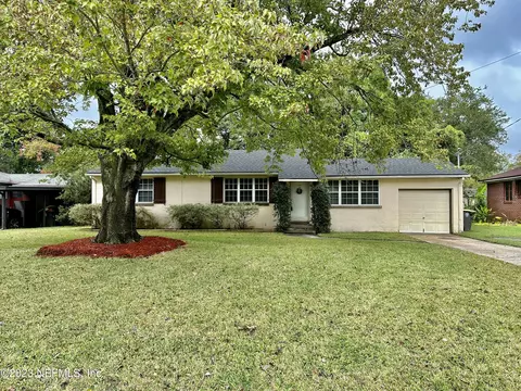 5067 Polaris St, Jacksonville, FL 32205