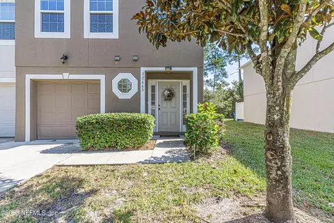 11663 Hickory Oak Dr, Jacksonville, FL 32218