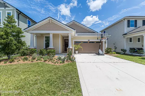 70 Calumet Dr, Saint Johns, FL 32259