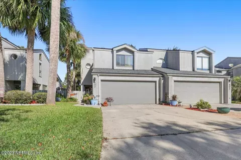 507 Selva Lakes Cir, Atlantic Beach, FL 32233