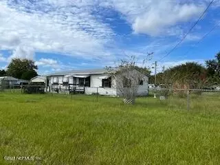 105 Mohawk St, Satsuma, FL 32189 photo 1