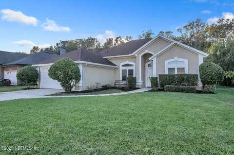 1762 Branch Vine Dr W, Jacksonville, FL 32246