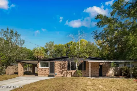 6243 Syringa Ln, Jacksonville, FL 32211