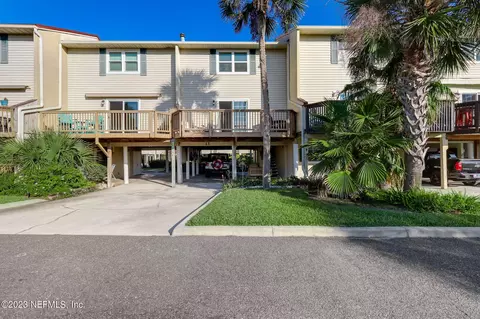 925 Tarpon Ave #13, Fernandina Beach, FL 32034