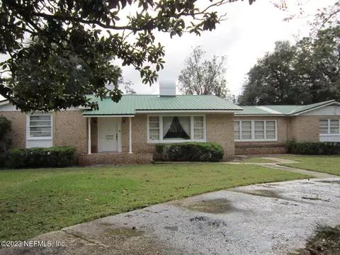 2101 Carr St, Palatka, FL 32177