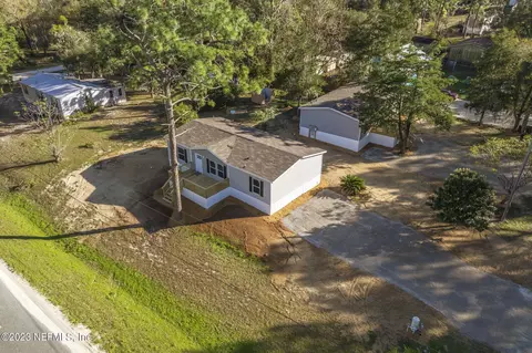 300 Deer Run Rd, Satsuma, FL 32189