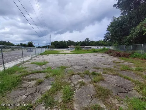 5449 New Kings Rd, Jacksonville, FL 32209
