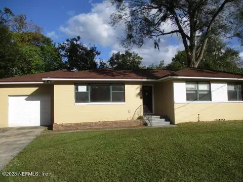 4719 Anvers Blvd, Jacksonville, FL 32210