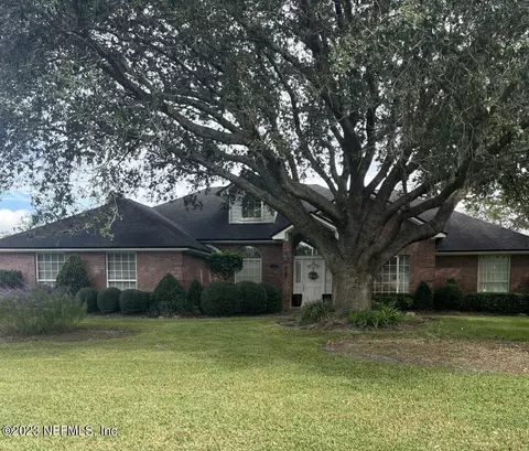 869 Sherbrook Ln E, Jacksonville, FL 32221