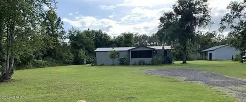 359 Stokes Landing Rd, Palatka, FL 32177