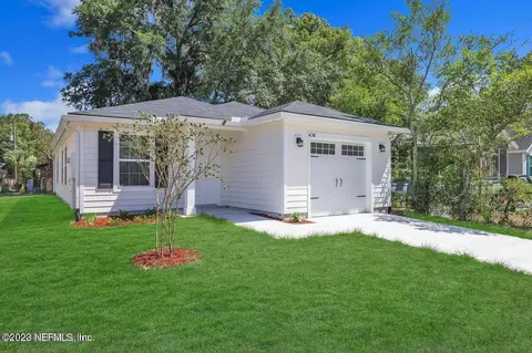 7826 Moncrief Dinsmore Rd, Jacksonville, FL 32219