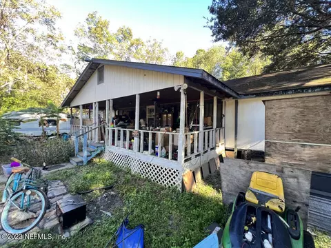 4754 Iris Ruth Ln, Jacksonville, FL 32218