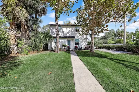 909 13th Ave S, Jacksonville Beach, FL 32250