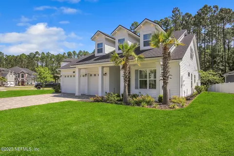 300 Huguenot Ln, Saint Johns, FL 32259