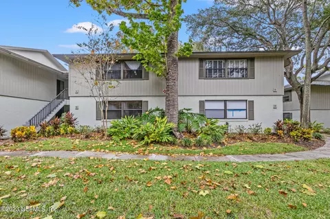 6 Castania Ct, Saint Augustine, FL 32086