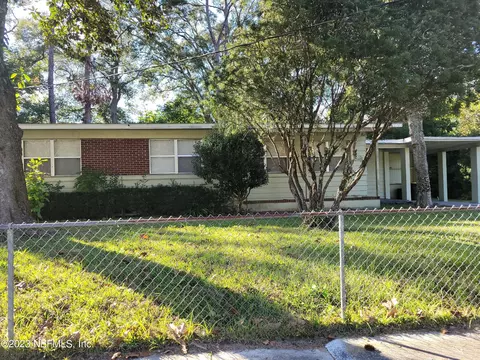 3850 Jammes Rd, Jacksonville, FL 32210