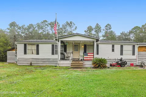 54317 Point South Dr, Callahan, FL 32011
