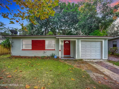 813 Cypress Ave, Green Cove Springs, FL 32043
