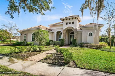 200 Pinehurst Pointe Dr, Saint Augustine, FL 32092