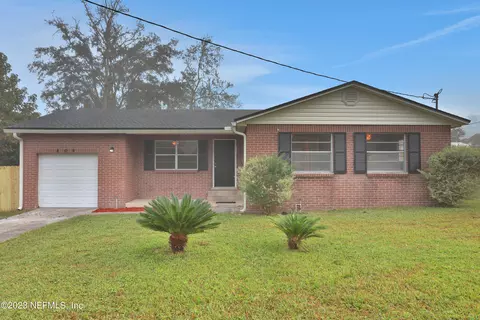 409 Libra Ln, Orange Park, FL 32073
