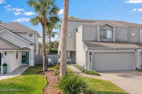 555 Selva Lakes Cir, Atlantic Beach, FL 32233