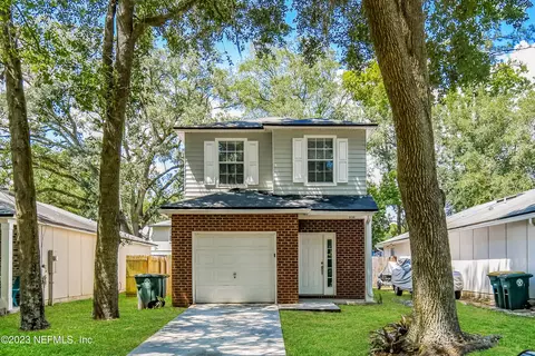8155 Woods Ave, Jacksonville, FL 32216