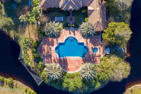 605 Fairway Dr #202, Saint Augustine, FL 32084