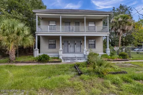 647 Pippin St, Jacksonville, FL 32206