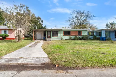 5549 Belafonte Dr, Jacksonville, FL 32209