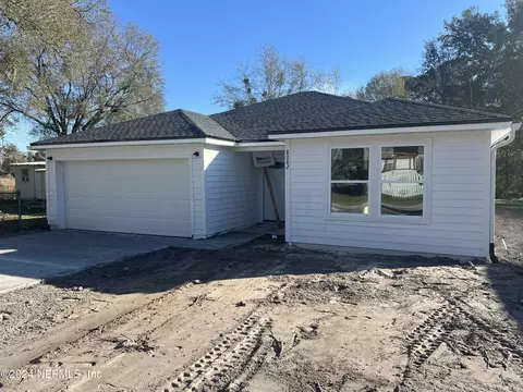 8082 Susie St, Jacksonville, FL 32210