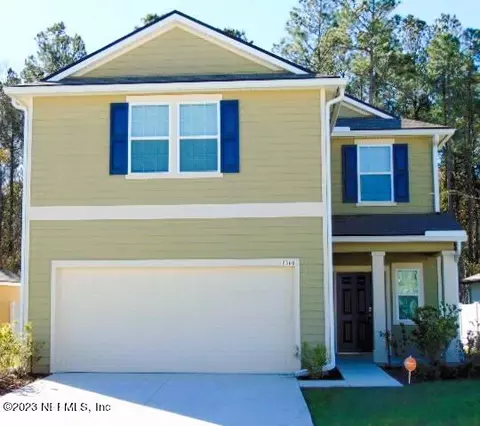 2360 Oak Stream Dr, Green Cove Springs, FL 32043