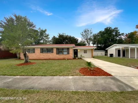 5040 Mcmanus Dr, Jacksonville, FL 32210