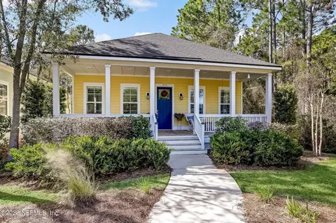 1711 15th St, Fernandina Beach, FL 32034