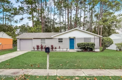 7517 Melvin Rd, Jacksonville, FL 32210