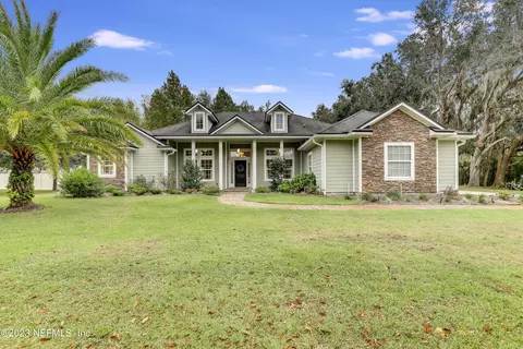 8122 Sierra Oaks Blvd, Jacksonville, FL 32219